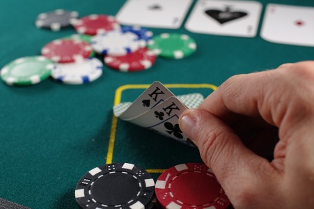 Daniel Negreanuâ $ s Secrets to Being a Poker Champion